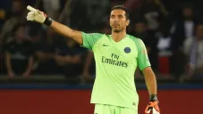 El arquero italiano, durante un compromiso con el PSG