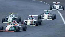 Pilotos en la penúltima fecha de la Temporada 2018-19 de la Fórmula 4