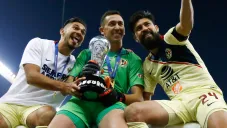 Martín, Marchesín y Oribe se tomaron una foto en el festejo del título del Apertura 2019