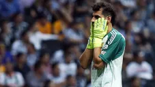 Nahuel Guzmán se lamenta en juego de Tigres