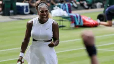Serena Williams grita durante su partido