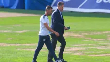 Ricardo Peláez y Pedro Caixinha durante una práctica