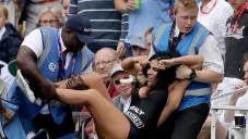 Elena Zdorovetskiy fue sacada por personal al poco tiempo de su aparición