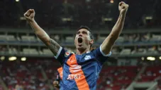 Alustiza festeja gol con Puebla