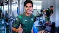 Diego Lainez, durante una sesión con el Betis