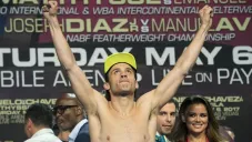 JC Chávez Jr., durante un pesaje