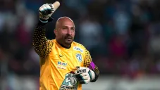 Óscar Pérez durante un encuentro con Pachuca