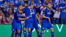 Jugadores de Cruz Azul celebran un gol en la Leagues Cup