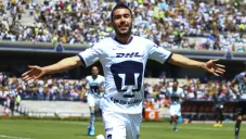 Juan Pablo Vigón festeja su gol ante Necaxa