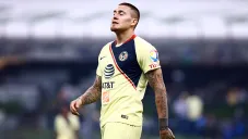 Nico Castillo se lamenta en un partido con América