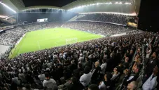 Aficionados del Corinthians durante un partido