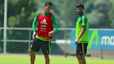 Héctor Moreno y Carlos Vela, en un entrenamiento del Tri