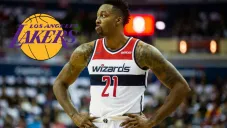 Dwight Howard durante un juego con los Wizards