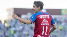 Isaac Brizuela, durante juego de Chivas