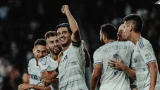 Carlos Vela celebra un golazo ante San Jose