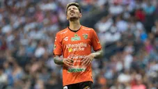 Jonathan Fabbro se lamenta en un partido con Jaguares
