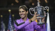 Rafael Nadal con el trofeo del US Open
