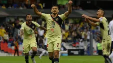 Henry celebra una anotación contra los Pumas