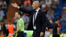 Zidane da indicaciones en juego del Real Madrid