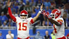 Patrick Mahomes tras una notación de Kansas