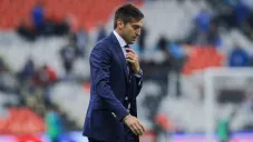 Diego Alonso se lamenta en juego de Rayados