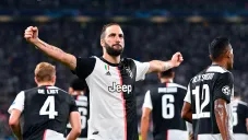 Gonzalo Higuaín celebra su gol contra el Bayer Leverkusen