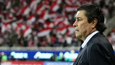 Luis Fernando Tena en el partido contra Pumas