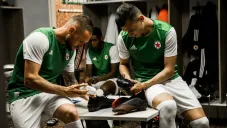 Jugadores del Red Star FC se preparan para un partido