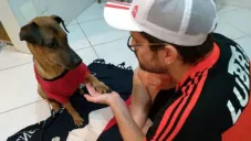 Danilo Mello y su perro