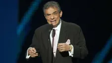 José José durante un evento