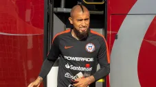 Arturo Vidal llega a entrenamiento con Chile