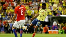 Jefferson Lerma sacando un disparo