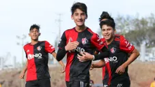 Santiago Márquez festeja un gol con la Academia