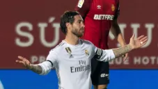 Sergio Ramos se lamenta en la cancha