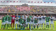 Jugadores de León y Pumas se toman la foto juntos
