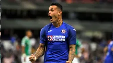 Milton Craglio festeja gol contra León