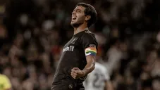 Carlos Vela celebra un gol con Los Angeles FC