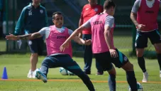 Yoshimar Yotún, en un entrenamiento con Cruz Azul