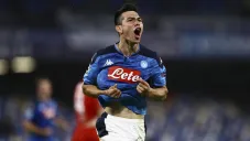 Chucky Lozano festeja su gol ante Salzburg en Champions