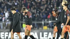 Erick Gutiérrez y sus compañeros, cabizbajos por la derrota ante el LASK Linz