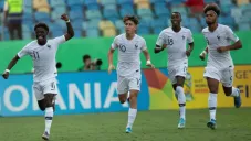 Jugadores de Francia festejan gol contra España