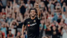 Carlos Vela festejando gol en la MLS