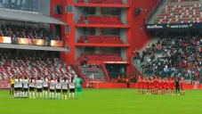 Minuto de silencio en el Nemesio Díez