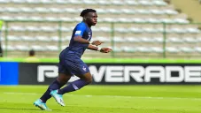 Arnaud celebrando su segunda anotación