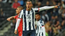 Rogelio Funes Mori durante un duelo de Rayados