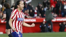 Charlyn Corral festejando gol