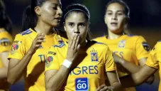 Jacqueline Ovalle en un partido de Tigres Femenil
