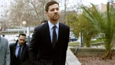 Alonso, durante su caminata al tribunal