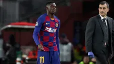 Dembélé sale lesionado en el partido ante el Dortmund