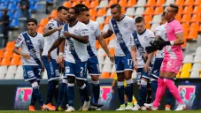 Jugadores del Puebla durante un duelo en el A2019